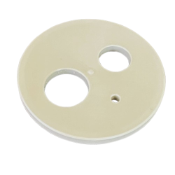 Passage de tuyau pour bidon